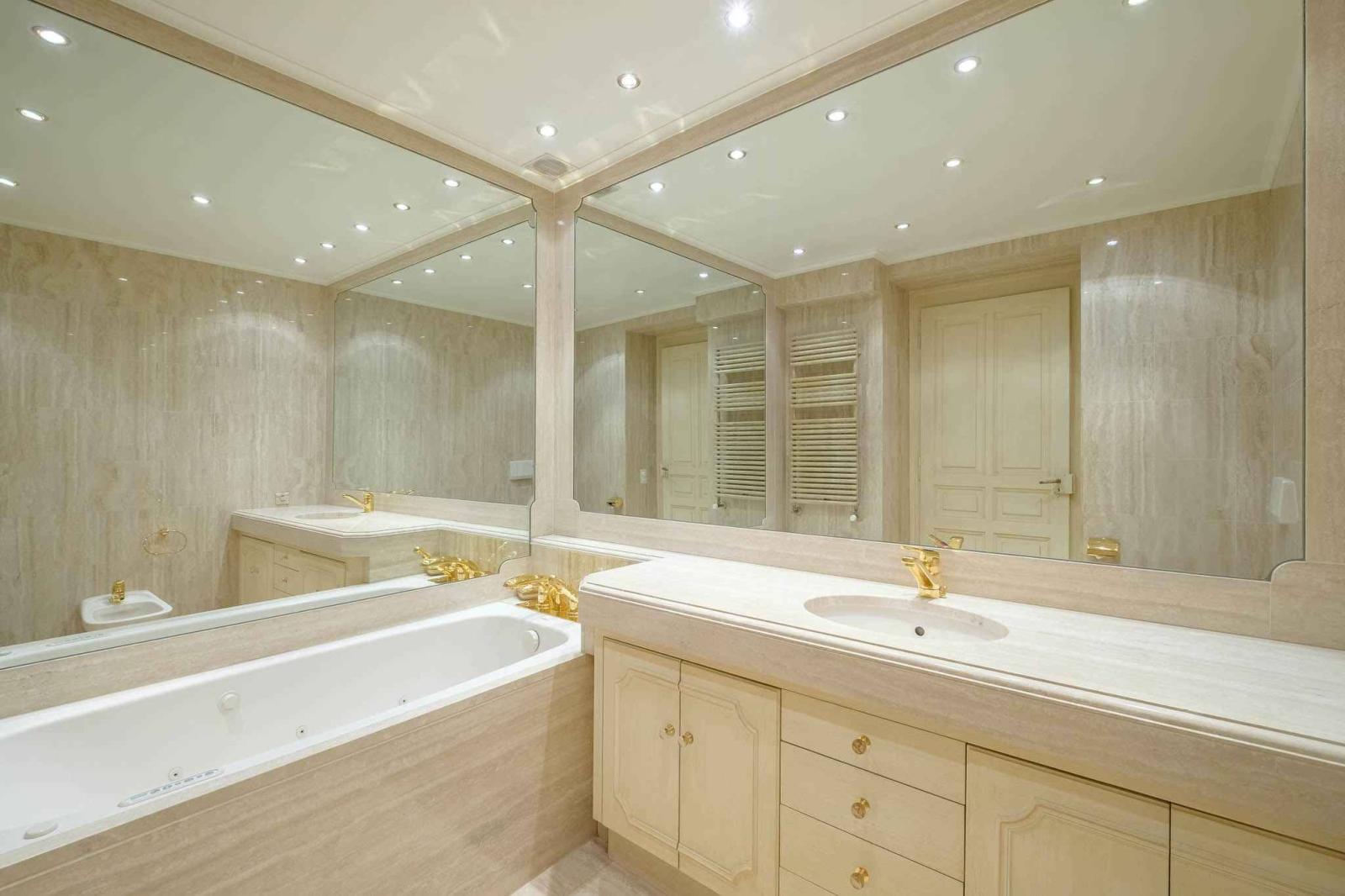 En exclusivité : Magnifique domaine avec dépendance