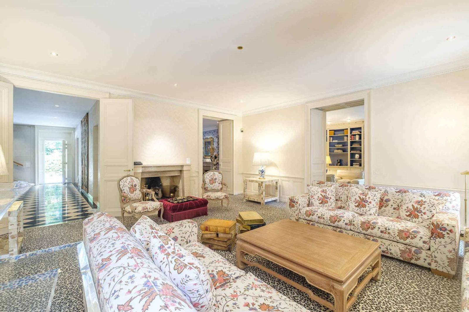 En exclusivité : Magnifique domaine avec dépendance