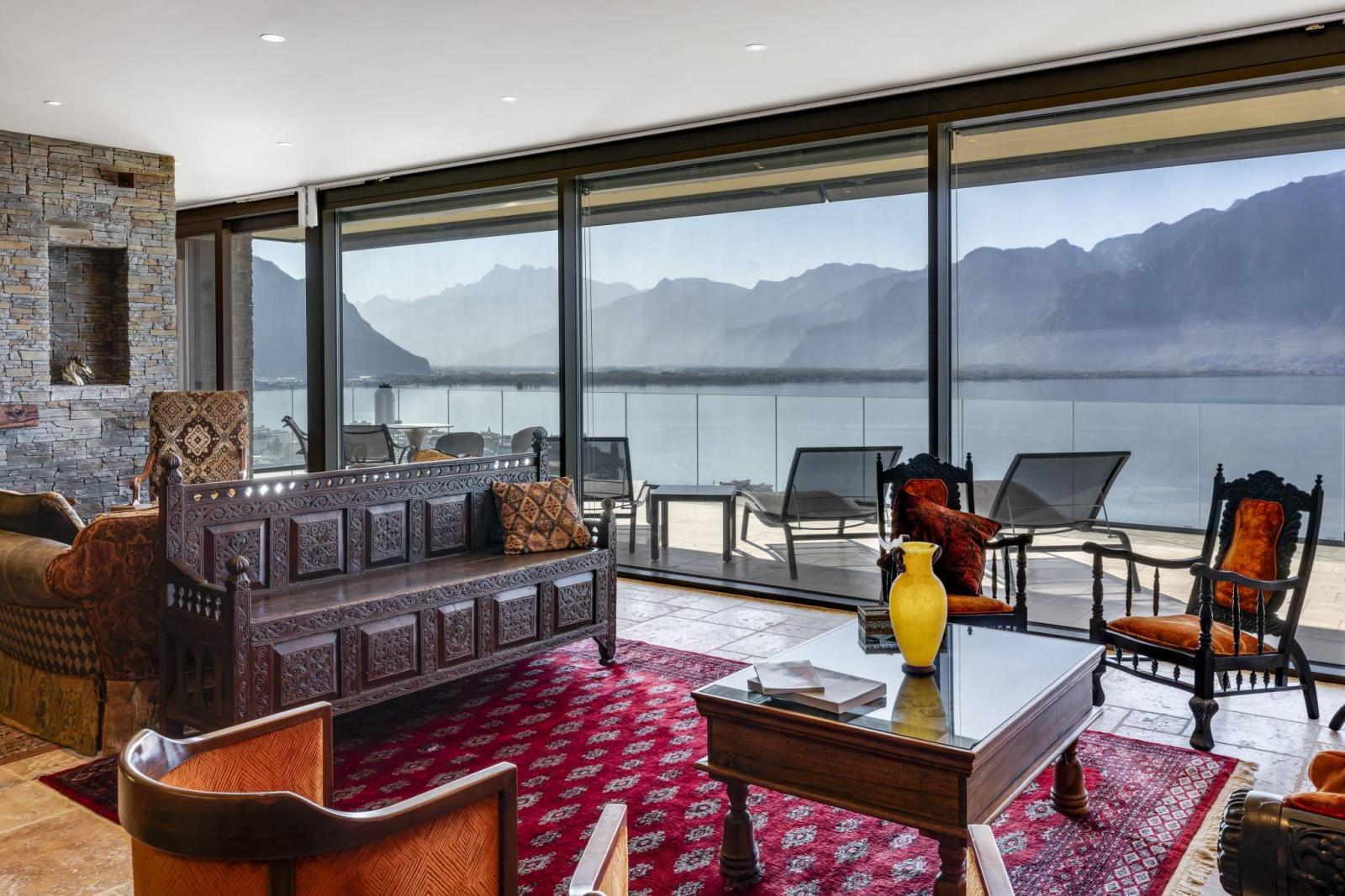 Situation privative et vue panoramique sur le lac