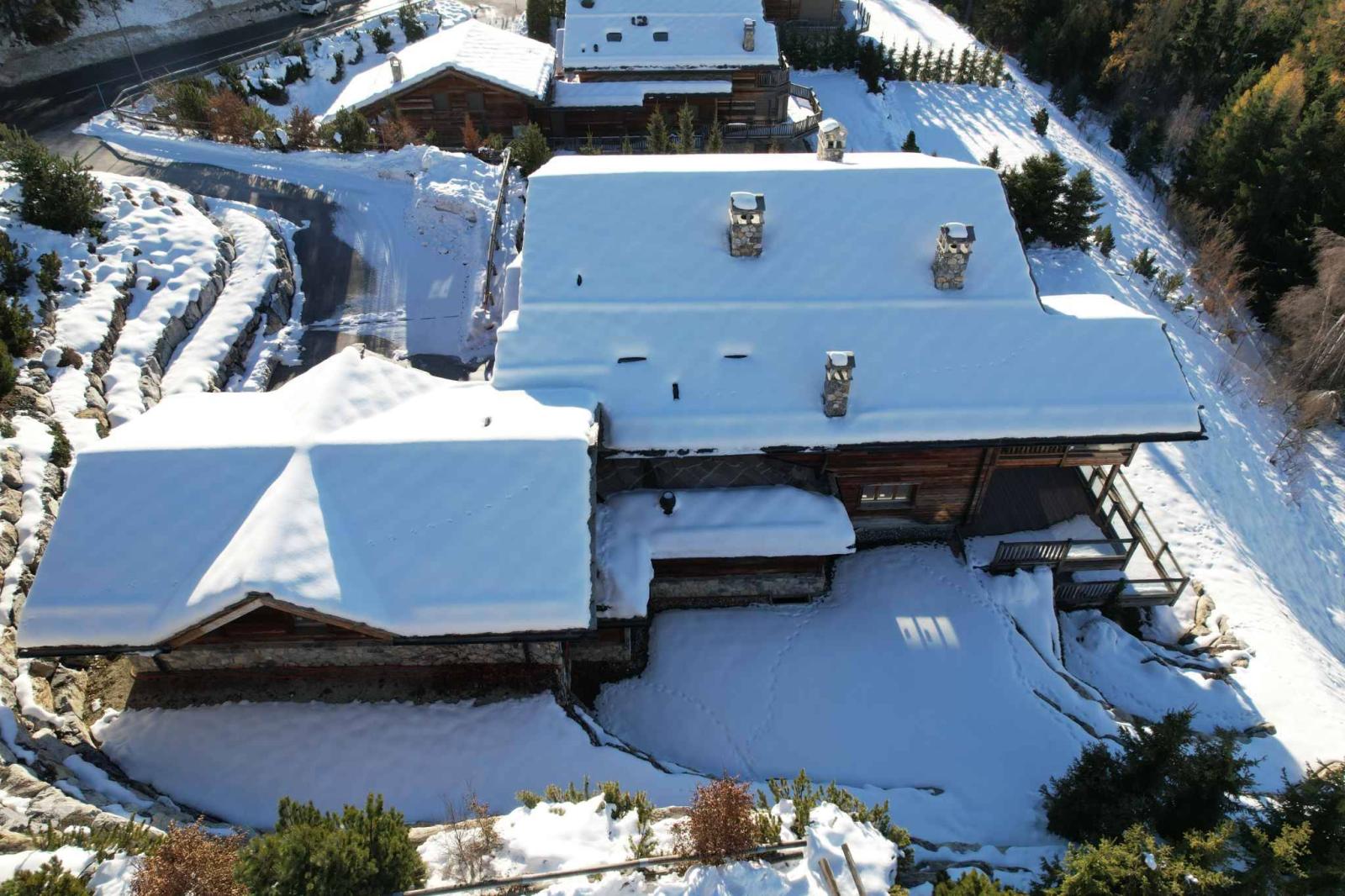 Magnifique chalet avec vue panoramique (vendu brut)